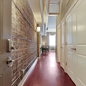 Downtown Loft- Steps Away From Plant Riverside! Apartment